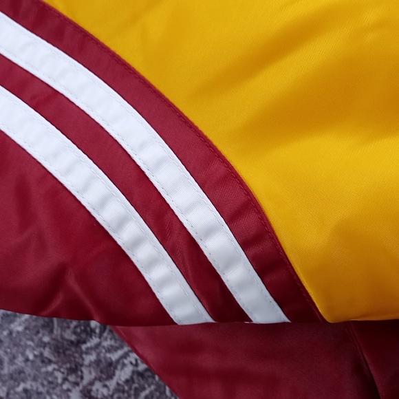 Vintage American Starter NFL Woog 2 Winter Bomber Jacket Yellow/Maroon - Picture 6 of 10